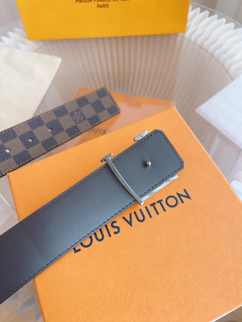 LOUIS VUITTON Belts